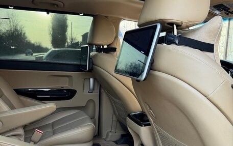 KIA Carnival III, 2019 год, 3 300 000 рублей, 13 фотография