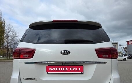 KIA Carnival III, 2019 год, 3 300 000 рублей, 4 фотография