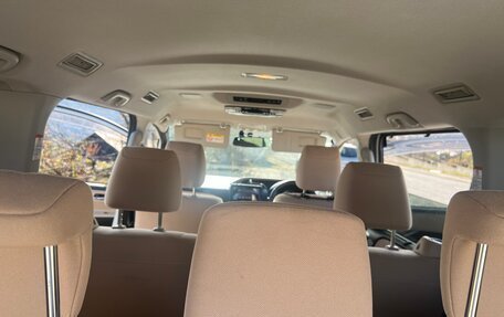 Toyota Noah III, 2015 год, 2 150 000 рублей, 17 фотография