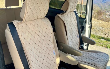 Toyota Noah III, 2015 год, 2 150 000 рублей, 24 фотография