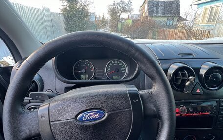 Ford Fusion I, 2005 год, 250 000 рублей, 4 фотография