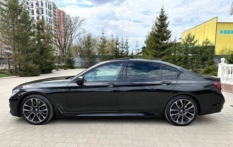 BMW 7 серия, 2016 год, 4 450 000 рублей, 2 фотография