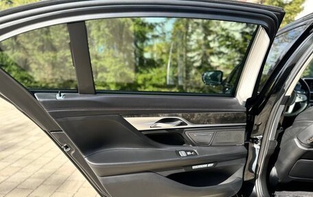 BMW 7 серия, 2016 год, 4 450 000 рублей, 14 фотография