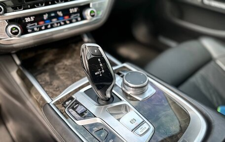 BMW 7 серия, 2016 год, 4 450 000 рублей, 17 фотография