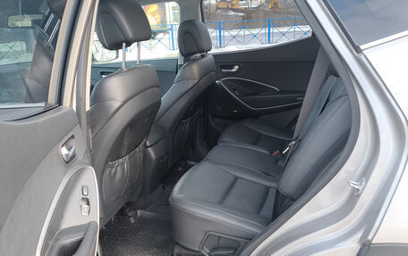 Hyundai Santa Fe III рестайлинг, 2016 год, 2 200 000 рублей, 18 фотография