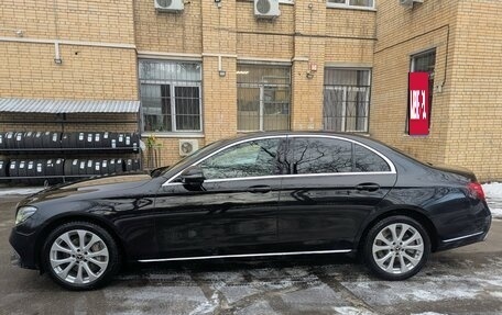 Mercedes-Benz E-Класс, 2018 год, 3 525 000 рублей, 4 фотография