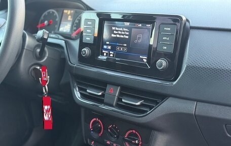 Volkswagen Polo VI (EU Market), 2021 год, 1 597 000 рублей, 23 фотография