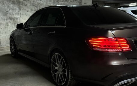 Mercedes-Benz E-Класс, 2015 год, 2 650 000 рублей, 3 фотография