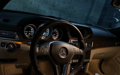 Mercedes-Benz E-Класс, 2015 год, 2 650 000 рублей, 15 фотография