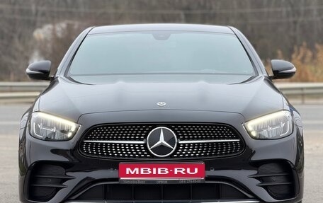 Mercedes-Benz E-Класс, 2021 год, 6 950 000 рублей, 1 фотография