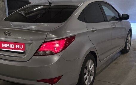 Hyundai Solaris II рестайлинг, 2016 год, 860 000 рублей, 14 фотография