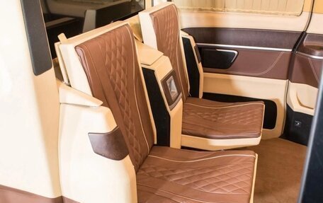 Mercedes-Benz V-Класс, 2020 год, 5 300 000 рублей, 13 фотография