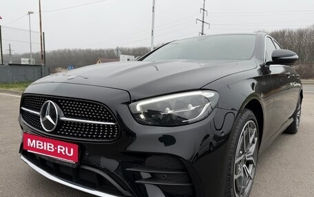 Mercedes-Benz E-Класс, 2021 год, 6 950 000 рублей, 2 фотография