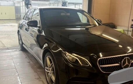 Mercedes-Benz E-Класс, 2016 год, 2 450 000 рублей, 1 фотография