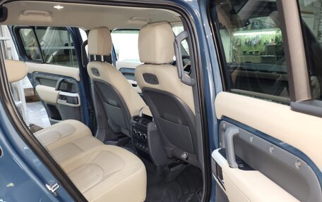 Land Rover Defender II, 2020 год, 6 500 000 рублей, 7 фотография