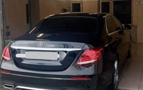 Mercedes-Benz E-Класс, 2016 год, 2 450 000 рублей, 2 фотография