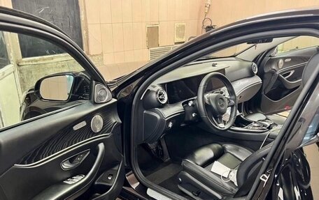 Mercedes-Benz E-Класс, 2016 год, 2 450 000 рублей, 4 фотография