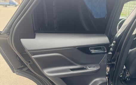 Jaguar F-Pace, 2017 год, 1 900 000 рублей, 7 фотография