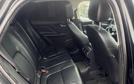 Jaguar F-Pace, 2017 год, 1 900 000 рублей, 10 фотография