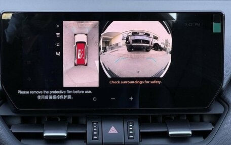 Toyota RAV4, 2025 год, 4 190 000 рублей, 20 фотография