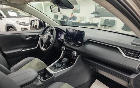 Toyota RAV4, 2025 год, 4 350 000 рублей, 11 фотография