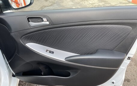 Hyundai Solaris II рестайлинг, 2015 год, 1 150 000 рублей, 8 фотография