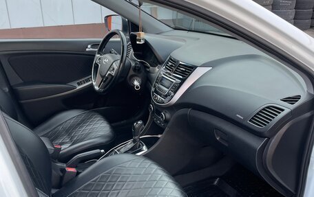 Hyundai Solaris II рестайлинг, 2015 год, 1 150 000 рублей, 7 фотография