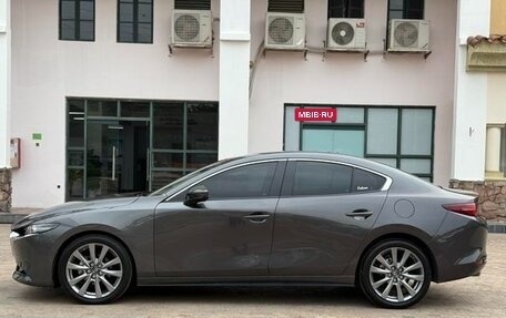 Mazda 3, 2022 год, 1 800 808 рублей, 5 фотография