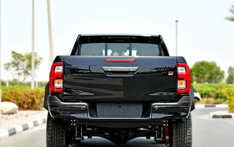 Toyota Hilux VIII, 2025 год, 10 024 000 рублей, 2 фотография