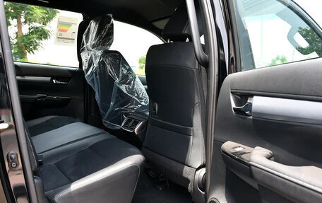 Toyota Hilux VIII, 2025 год, 10 024 000 рублей, 16 фотография