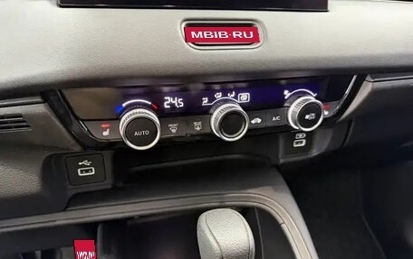 Honda Vezel, 2022 год, 2 050 143 рублей, 16 фотография