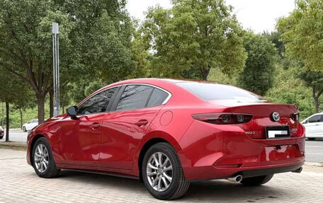 Mazda 3, 2022 год, 1 350 000 рублей, 5 фотография