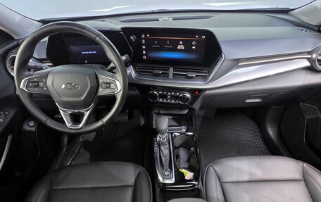 Chevrolet Trax, 2023 год, 1 750 000 рублей, 7 фотография