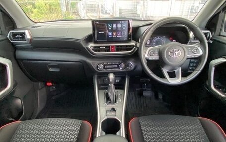 Toyota Raize I, 2023 год, 1 279 000 рублей, 13 фотография