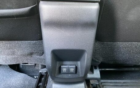 Toyota Raize I, 2023 год, 1 279 000 рублей, 30 фотография