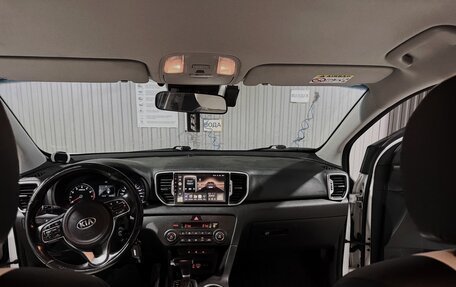 KIA Sportage IV рестайлинг, 2018 год, 1 800 000 рублей, 13 фотография