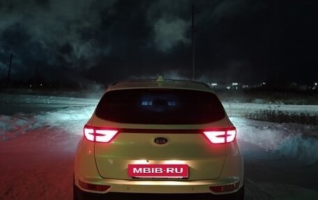 KIA Sportage IV рестайлинг, 2018 год, 1 800 000 рублей, 8 фотография