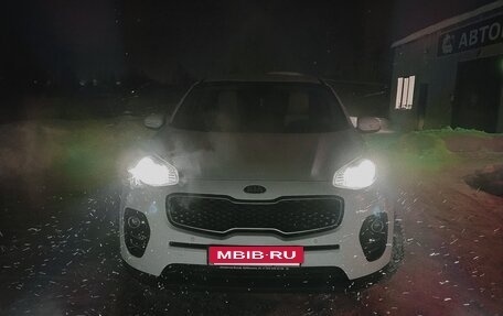 KIA Sportage IV рестайлинг, 2018 год, 1 800 000 рублей, 10 фотография