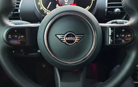 MINI Clubman, 2023 год, 2 490 000 рублей, 14 фотография