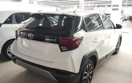 Toyota Yaris XP150 рестайлинг, 2021 год, 1 340 000 рублей, 3 фотография