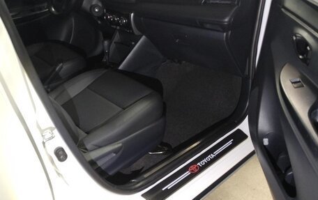 Toyota Yaris XP150 рестайлинг, 2021 год, 1 340 000 рублей, 18 фотография