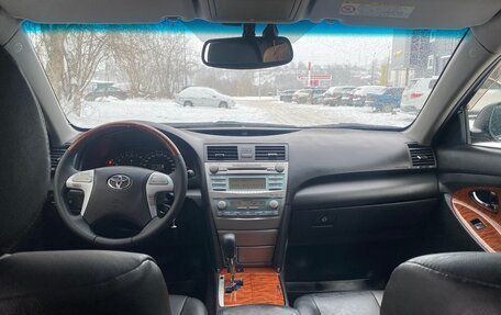 Toyota Camry, 2008 год, 970 000 рублей, 13 фотография