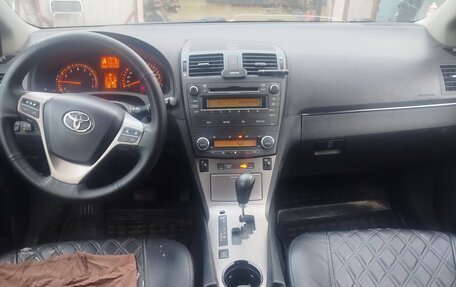 Toyota Avensis III рестайлинг, 2009 год, 1 100 000 рублей, 10 фотография