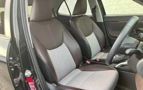 Toyota Yaris Cross, 2022 год, 1 650 000 рублей, 7 фотография