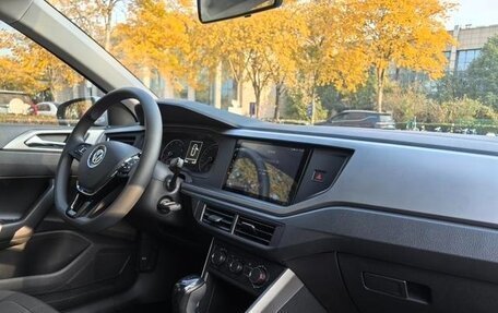 Volkswagen Polo, 2021 год, 1 200 000 рублей, 8 фотография