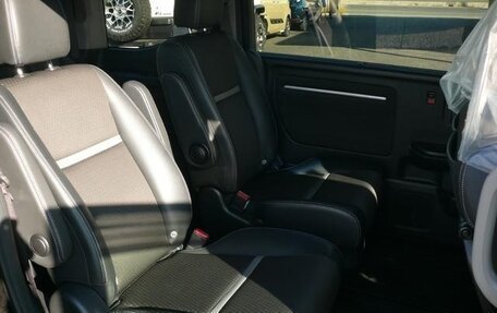 Honda Stepwgn IV, 2022 год, 1 850 000 рублей, 10 фотография