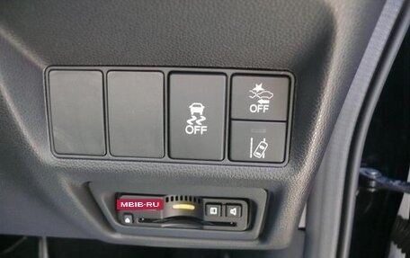 Honda Stepwgn IV, 2022 год, 1 850 000 рублей, 14 фотография