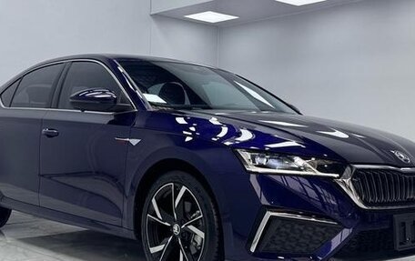 Skoda Octavia IV, 2022 год, 2 600 000 рублей, 3 фотография