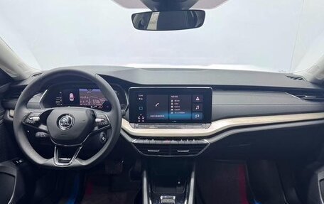 Skoda Octavia IV, 2022 год, 2 600 000 рублей, 10 фотография