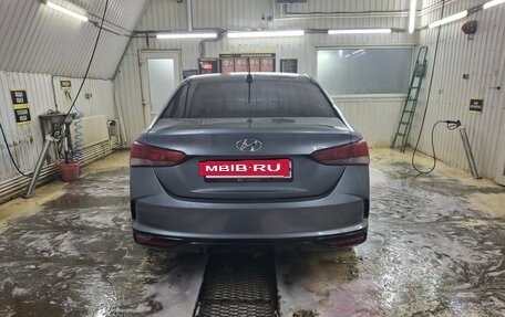 Hyundai Solaris II рестайлинг, 2021 год, 1 250 000 рублей, 5 фотография